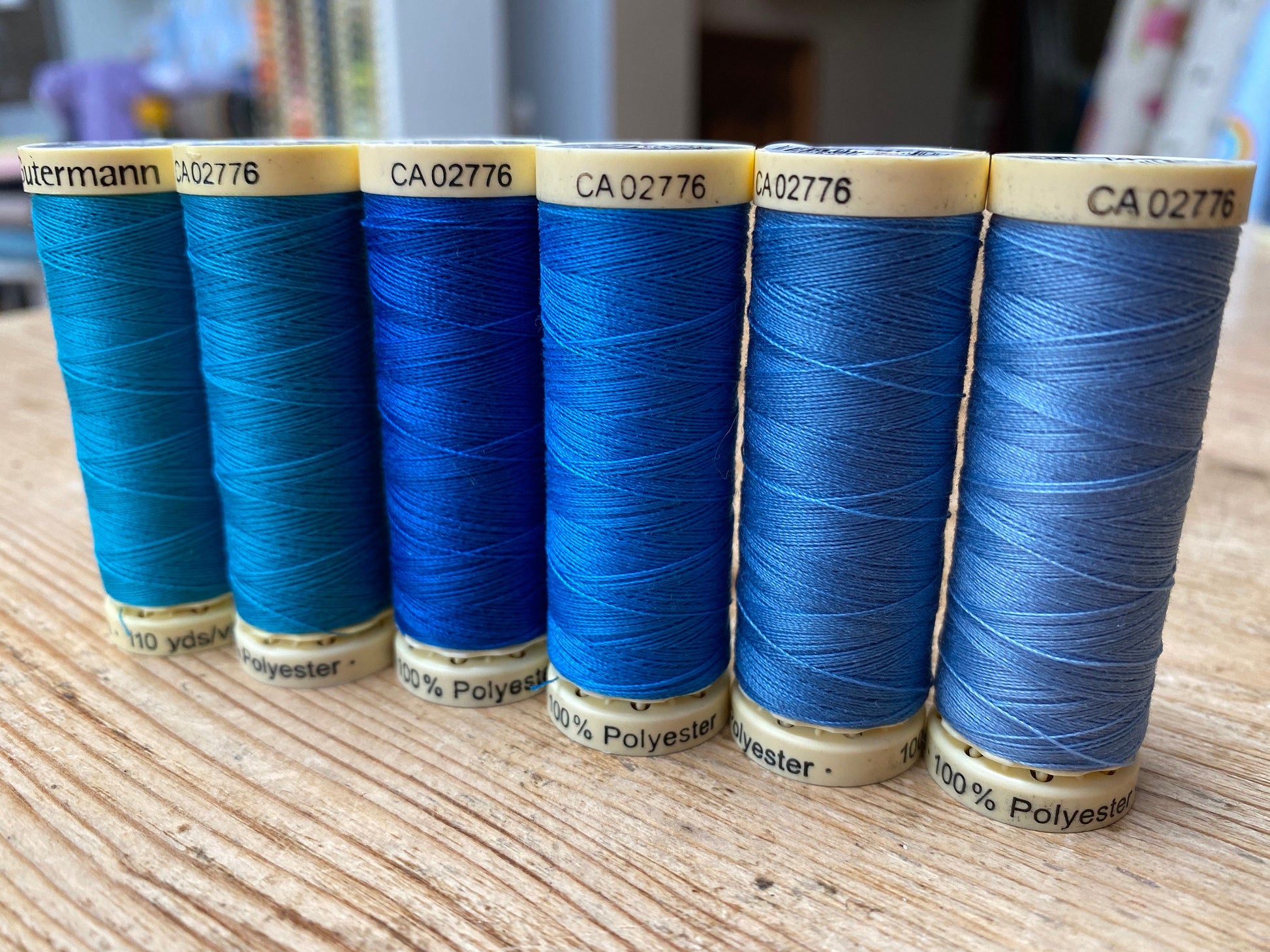 Gutterman sew all thread, 100% Polyester, 100metres, blue threads