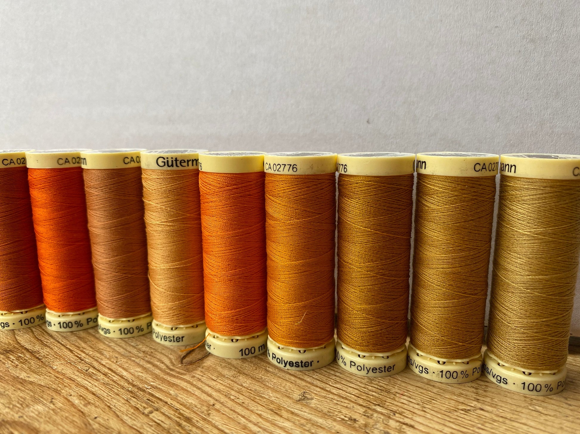 Gutterman sew all thread, 100% Polyester, 100metres, orange threads