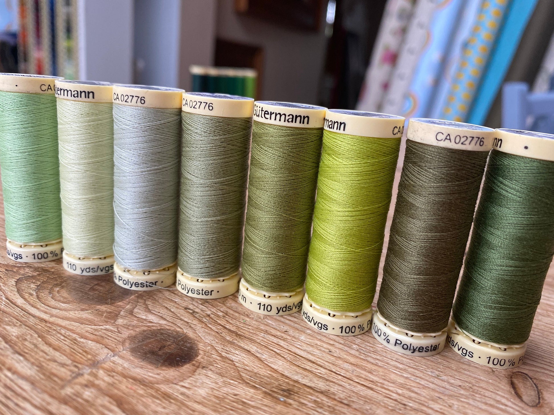 Gutterman sew all thread, 100% Polyester, 100metres, green