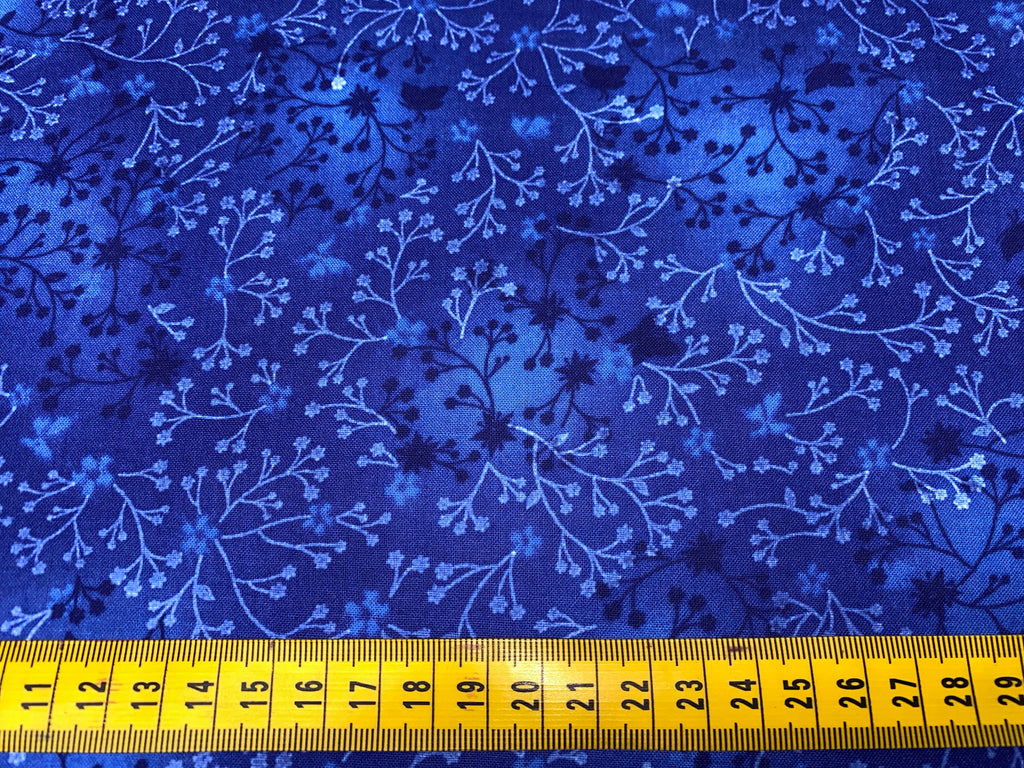100% Cotton Fabric, 110cm width, Floral Print would be great for quilting