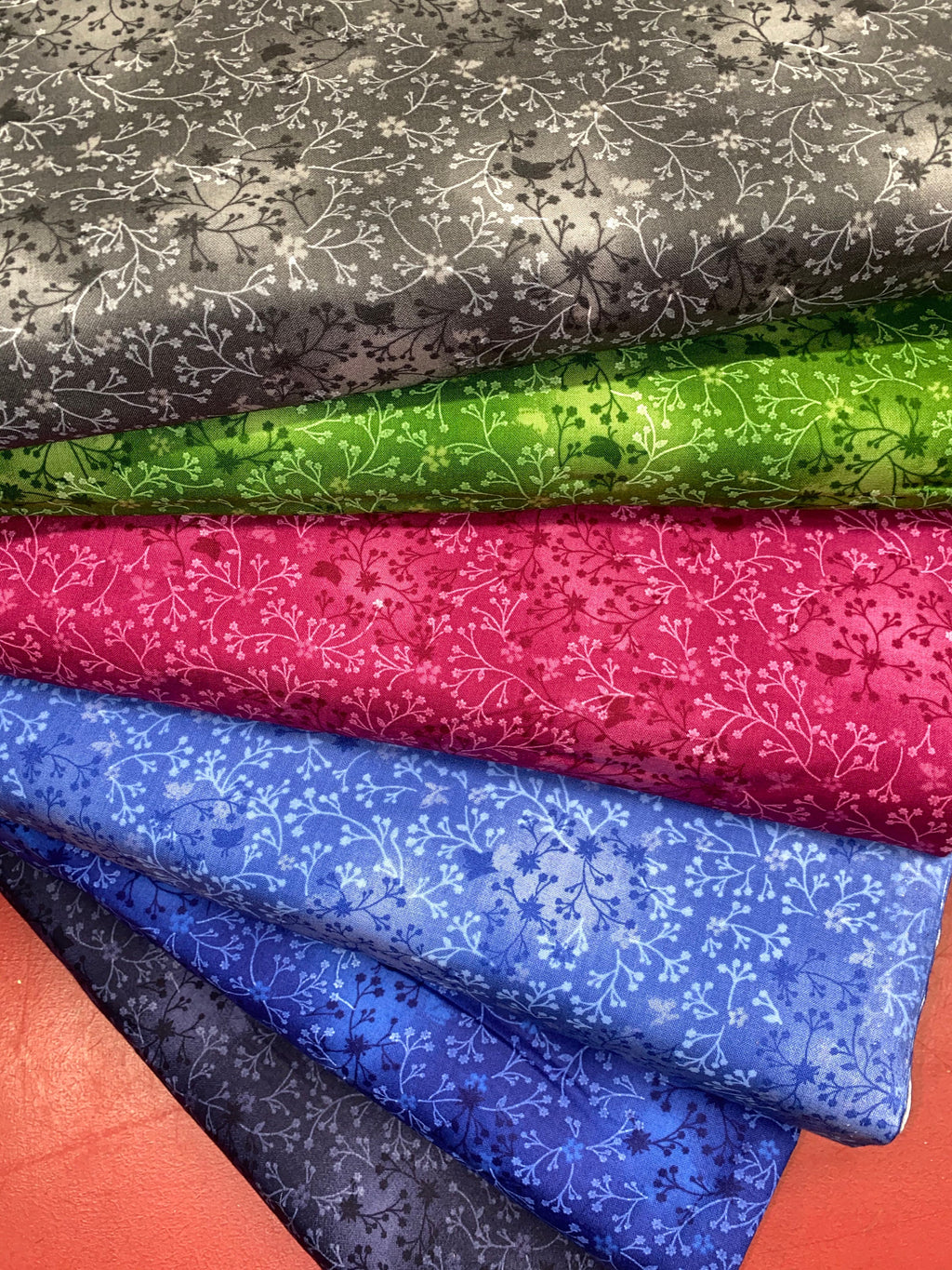 100% Cotton Fabric, 110cm width, Floral Print would be great for quilting