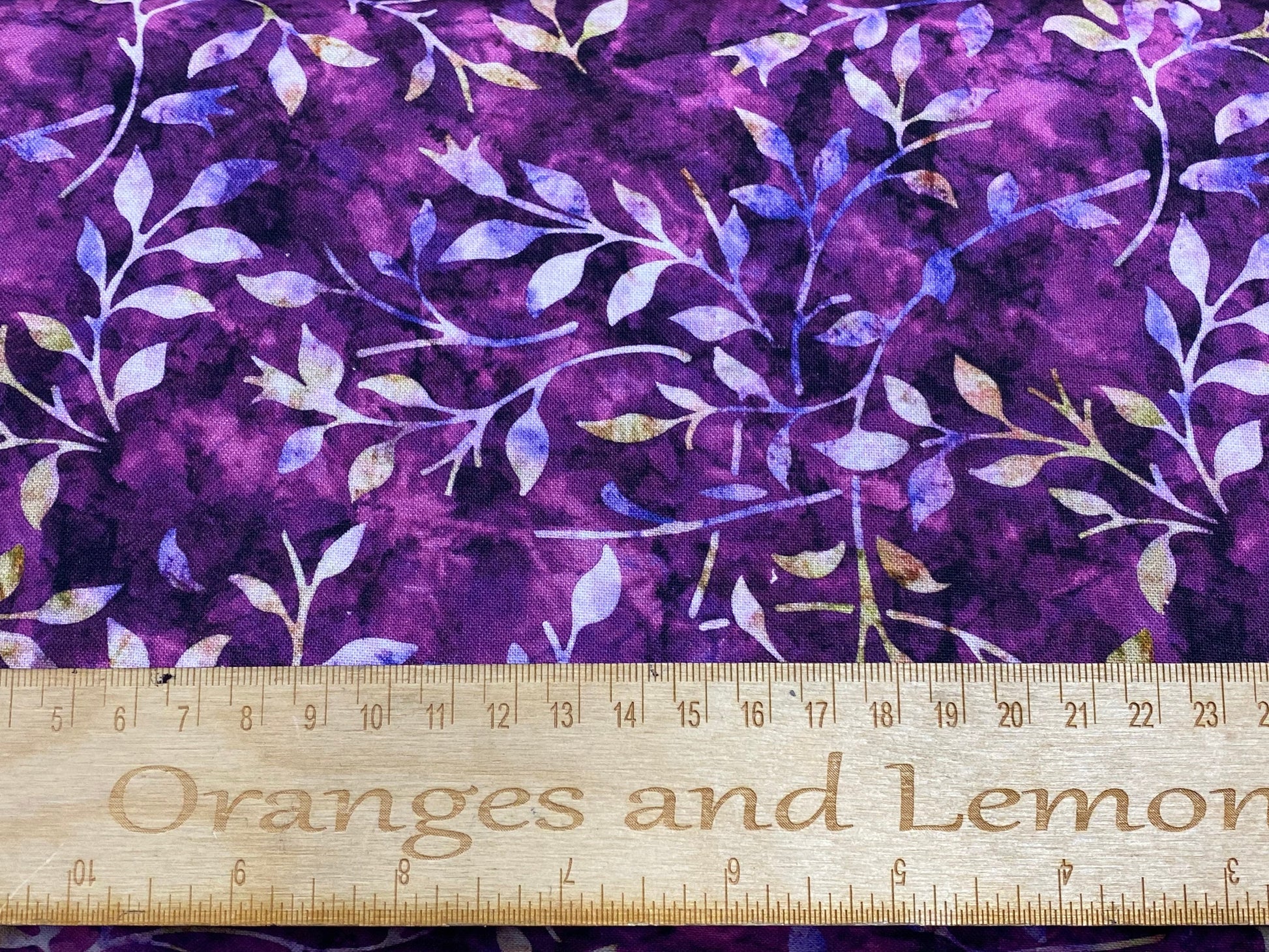 Leaf print, Colours 100% cotton, 140cm width PER HALF METRE
