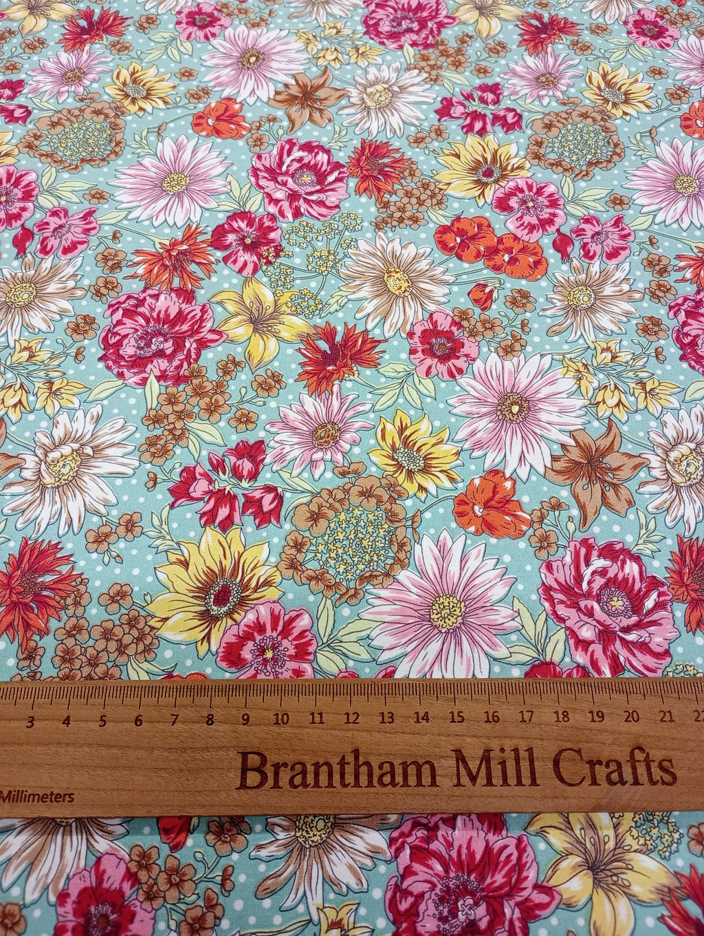 Floral Print Fabric, 110cm width, 100% Cotton Poplin PER HALF METRE