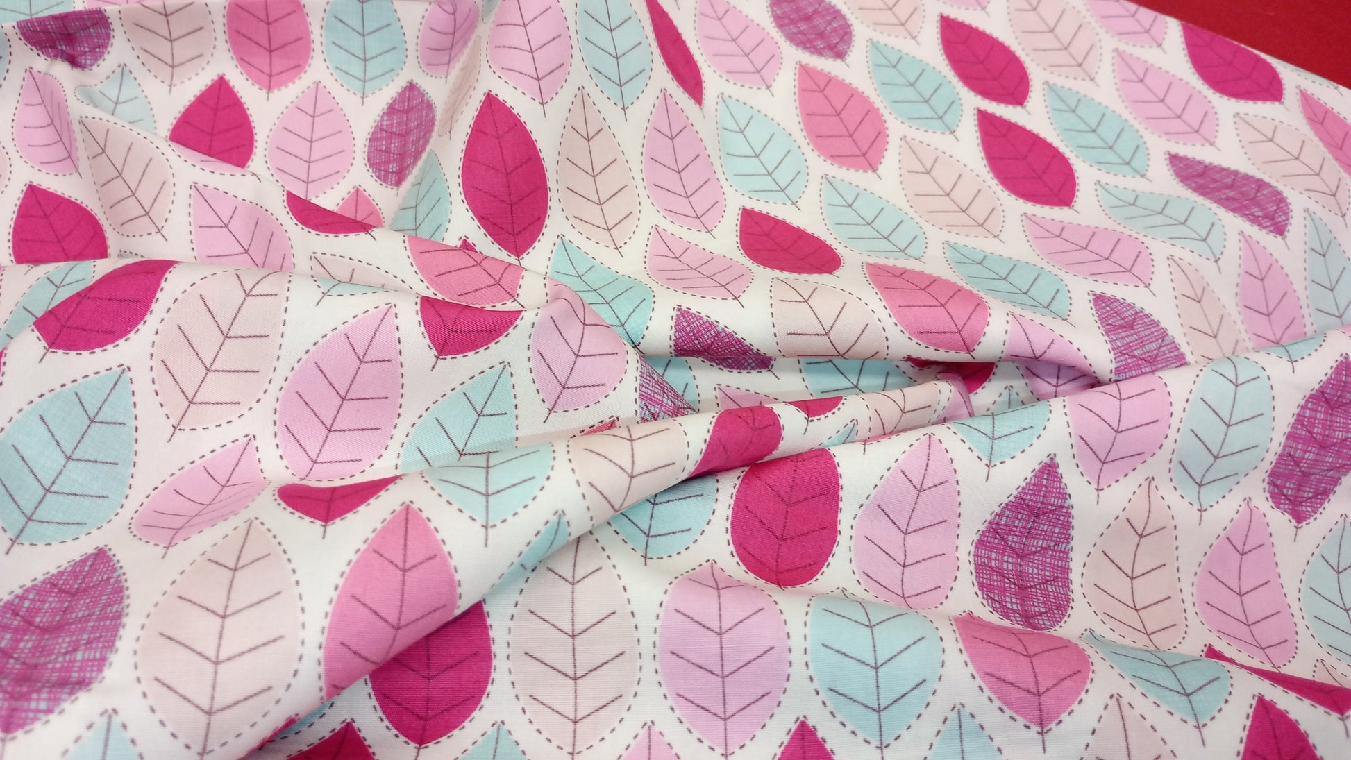 Rose & Hubble, Summer Leaf Fabric, 110cm width, 100% Cotton Poplin PER HALF METRE