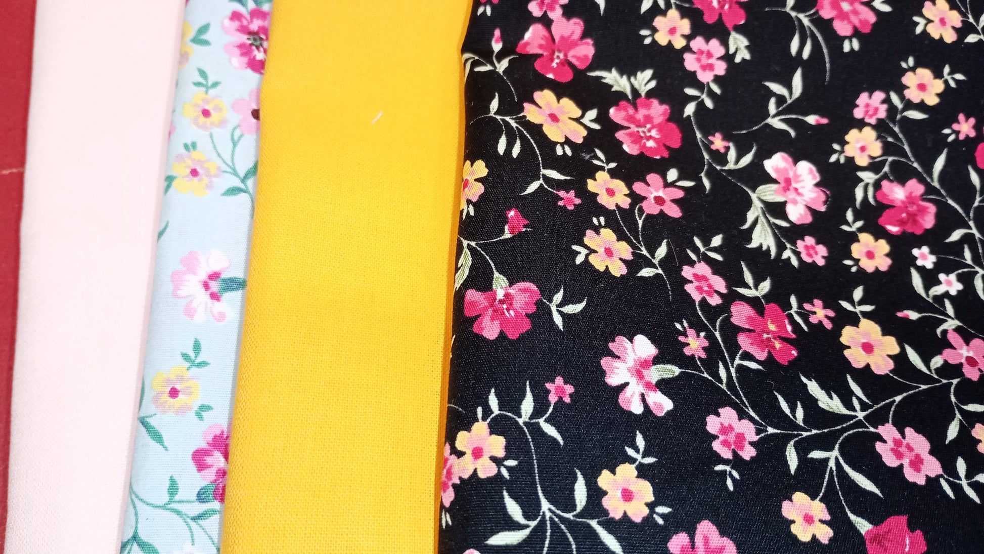 Floral Cotton Fat Quarter Bundle