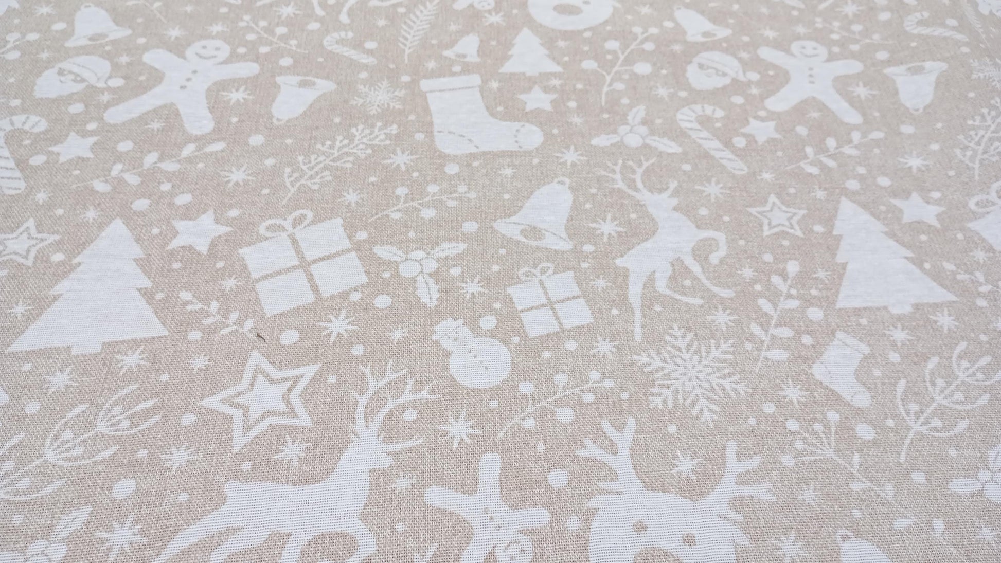 Christmas Print fabric PER HALF METRE