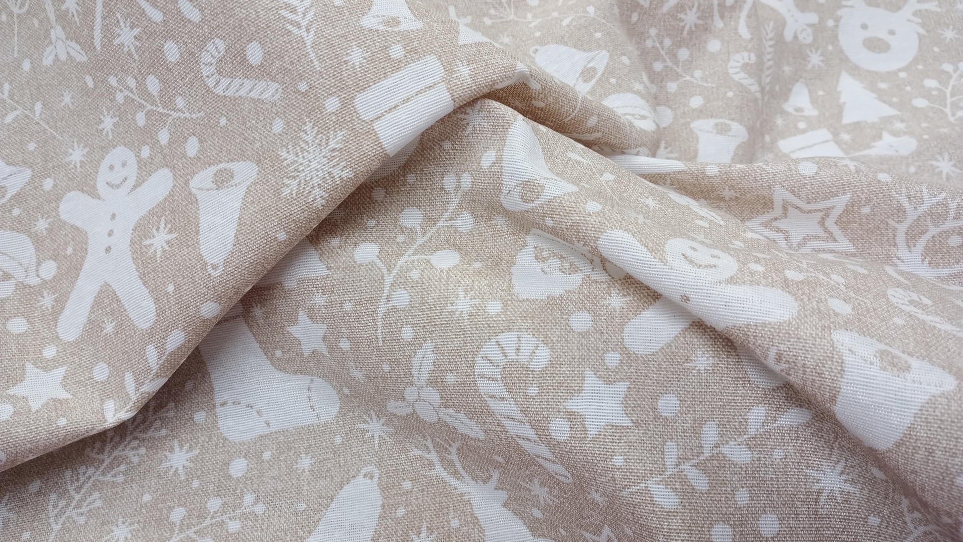 Christmas Print fabric PER HALF METRE