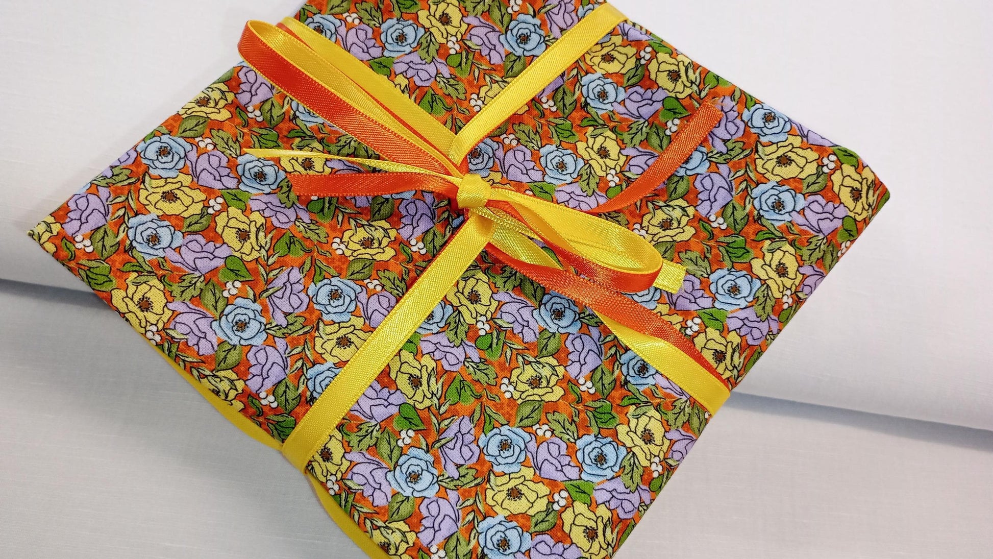 Tiny Floral Print Cotton Fat Quarter Bundle with 2 metres of ribbon