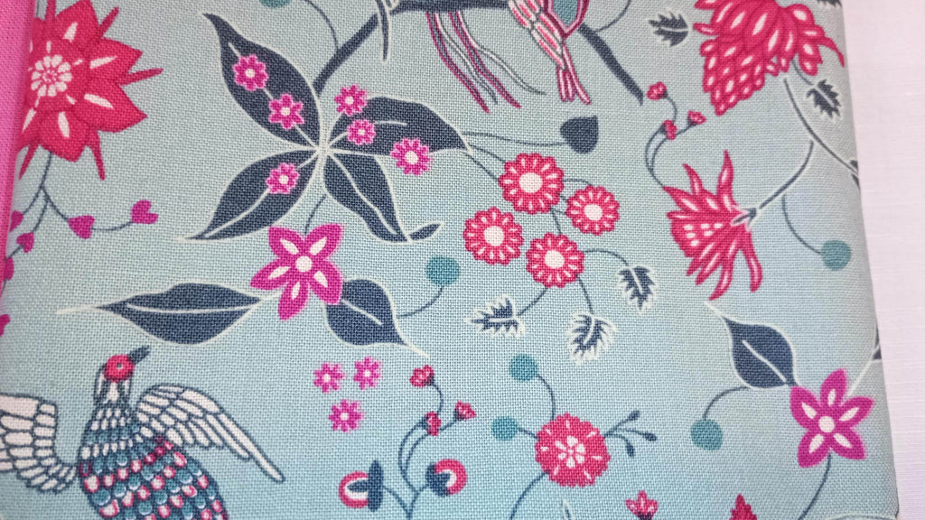 Organic Cotton Fat Quarter Bundle with 1 metre of ribbon