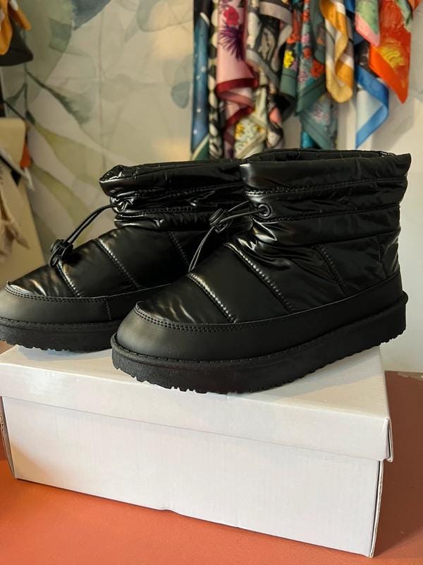 Black Winter Nylon Boots – Padded Snow Boots with Toggle – Sizes UK3–8