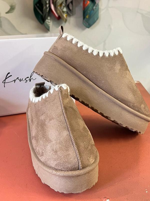 Beige Platform Slippers – Taupe Fleece Lined Slip-Ons with Stitch Detail – Sizes UK3–8