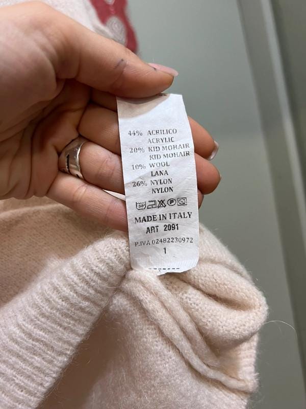 Cream Mohair Jumper with Collar – V-Neck Knit – One Size (Fits up to UK 14) – Soft & Stylish