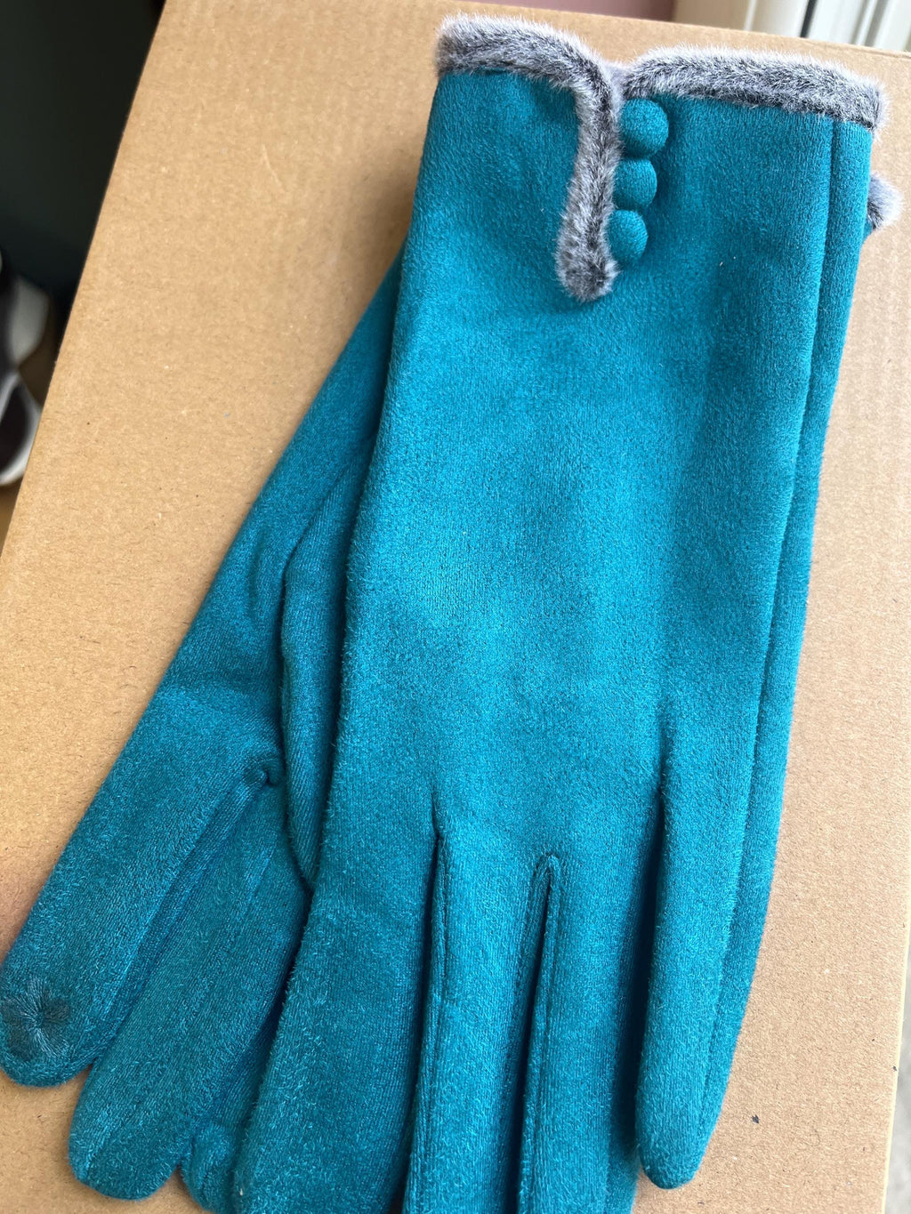 Ladies winter gloves