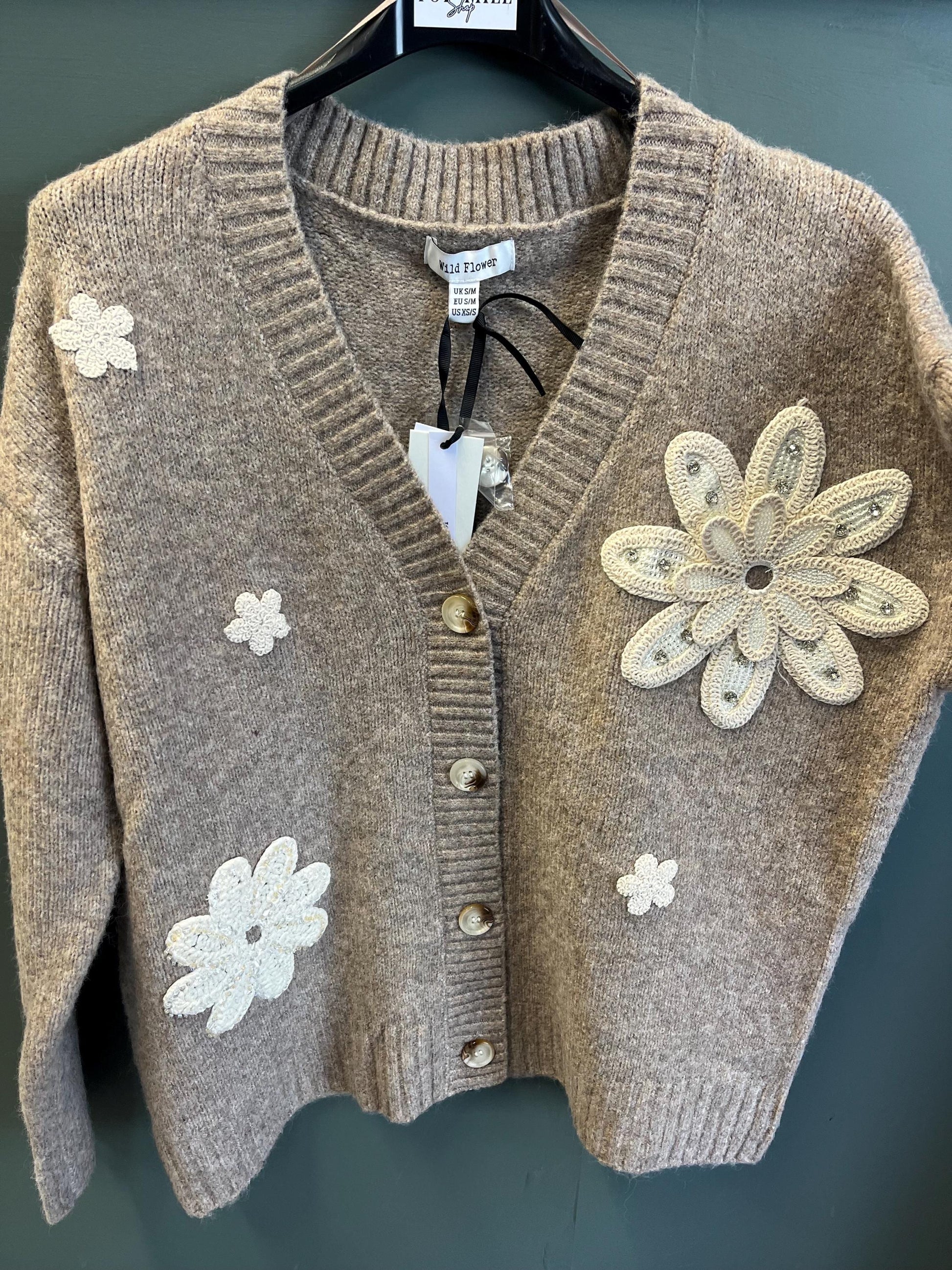Crochet embellished flower knit cardigan