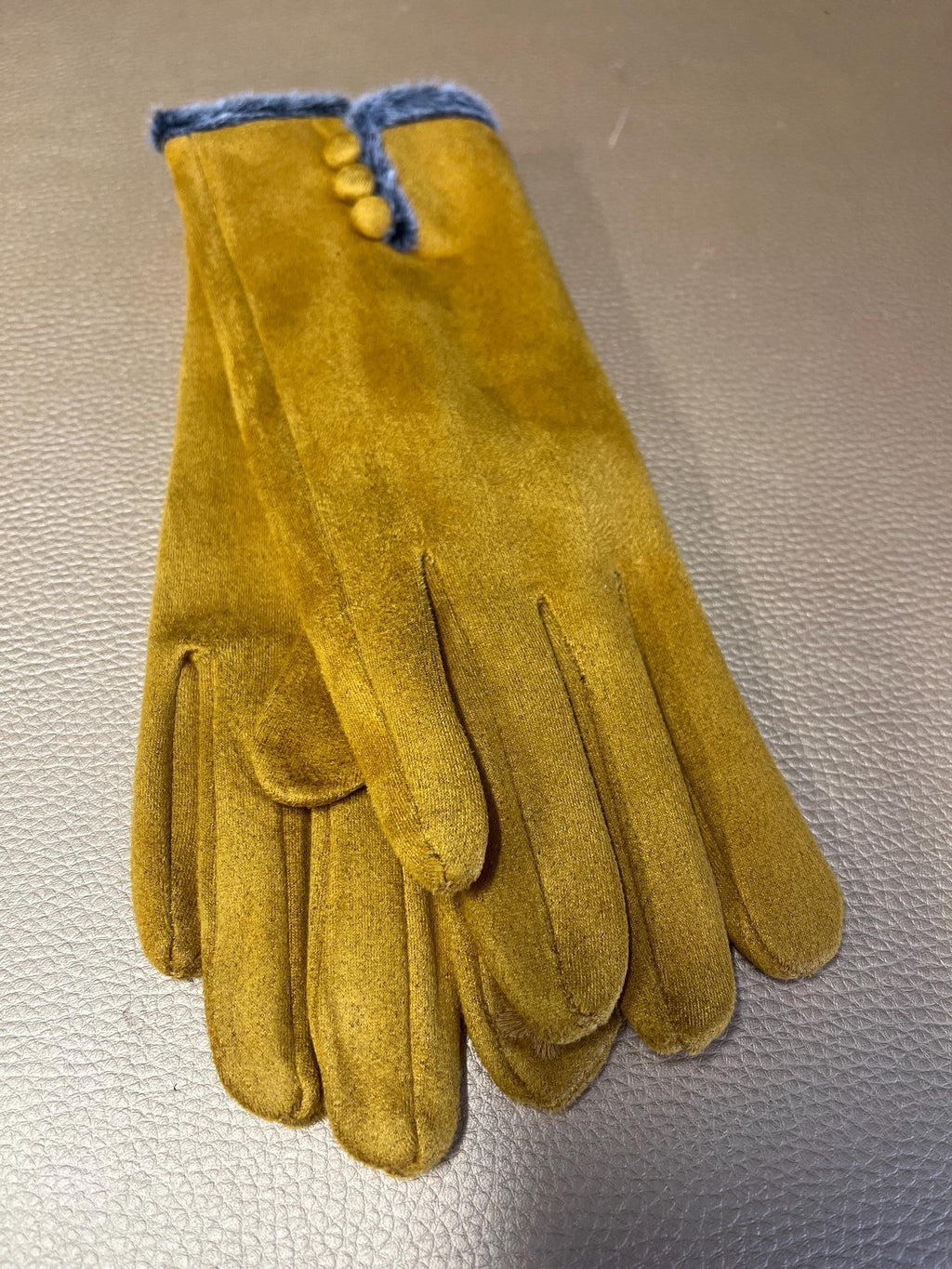 Ladies winter gloves
