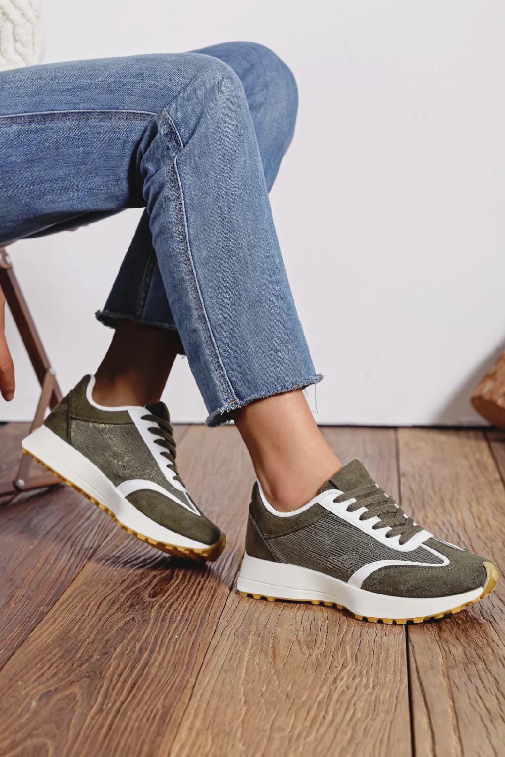 Women's Lace Up Flat Casual Fashion Designer Trainers in Khaki Green