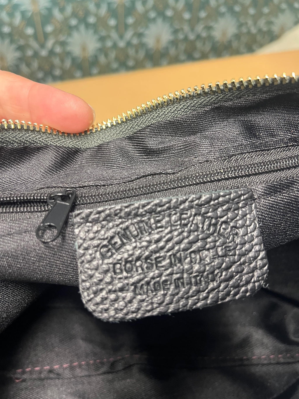 Genuine suede bag bottle green